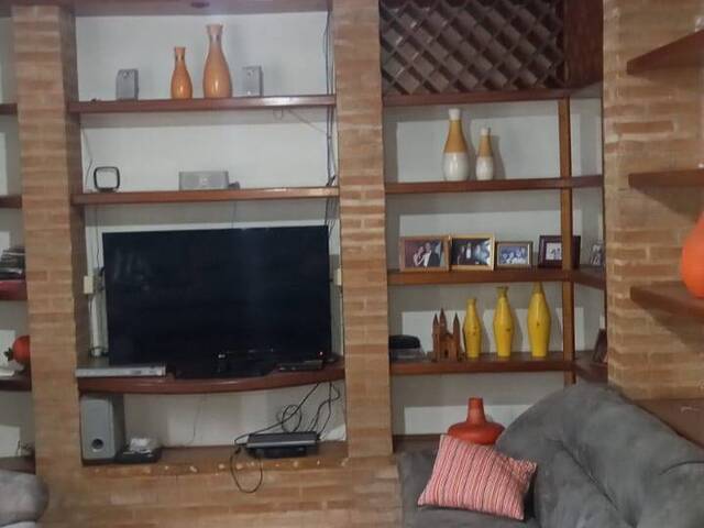 #206 - Casa para Venda em Ribeirão Preto - SP